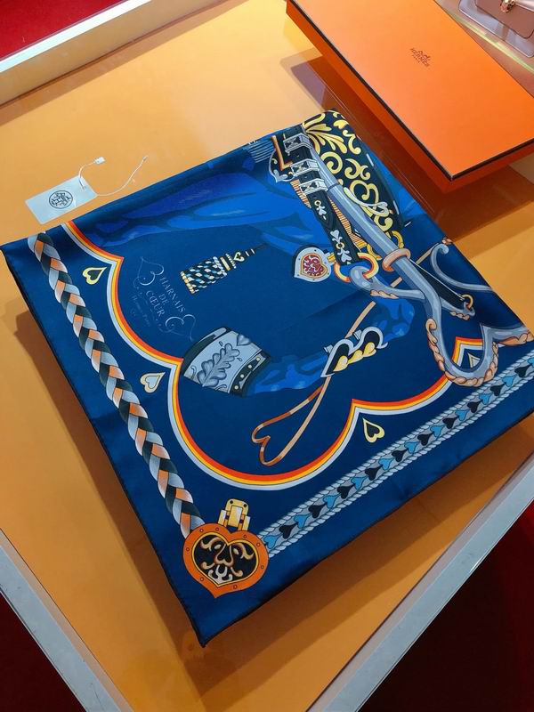 Hermes silk scarf 90X90cm E45 (3)